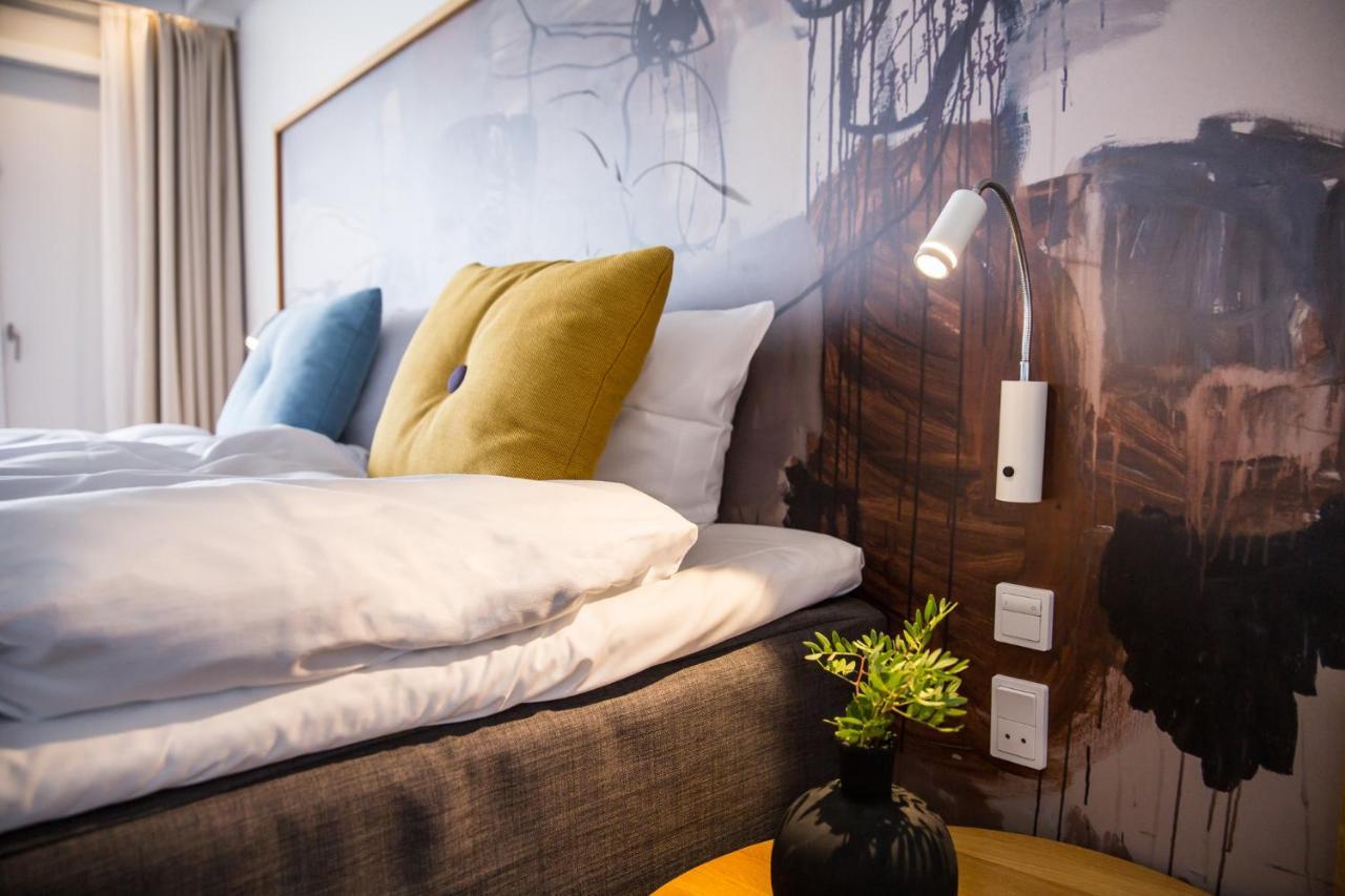 Hotel Comwell Hvide Hus 4*